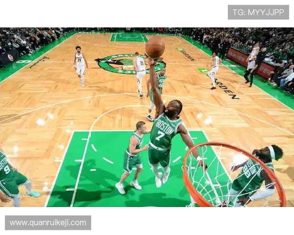 凯尔特人与掘金激战正酣比分背后的精彩瞬间与战术分析